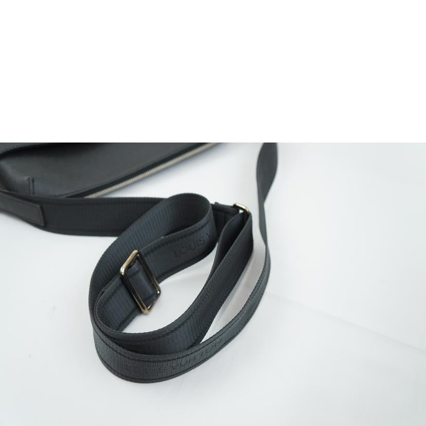 LV ルイヴィトン/グリゴリメッセンジャーPM/タイガ/アルドワーズ/M30238//DR3***/ABランク/67