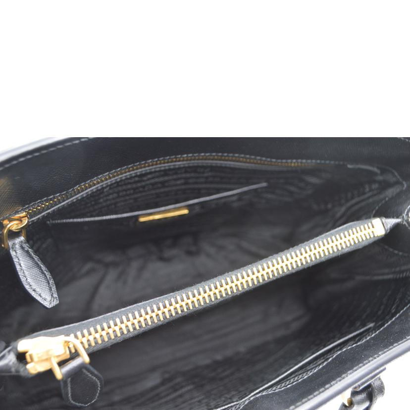 PRADA プラダ/サフィアーノルクスレザーハンド/ネロ/BN2402//103/Aランク/89