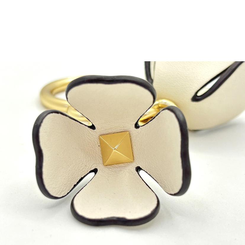 COACH コーチ/コーチ/エッセンシャルティーローズバックチャーム/23539//SAランク/75