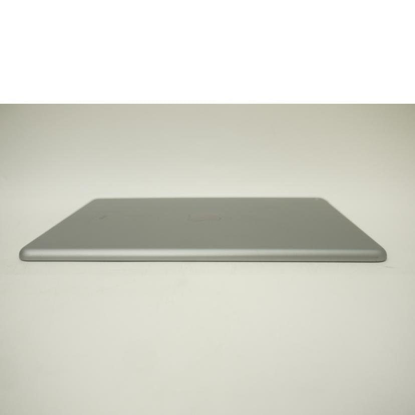 Apple アップル/iPad 第6世代 Wi-Fiモデル /MR7F2J/A//DMQX1NYPJF8J/Bランク/69