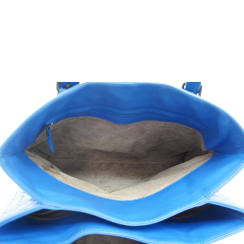 BOTTEGA VENETA ボッテガヴェネタ/イントレチャートレザーハンドバック/ブルー//ABランク/75