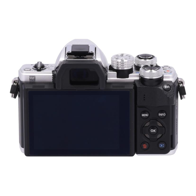 OLYMPUS オリンパス /ミラーレス一眼 ダブルズームキット/E-M10 MarkII EZダブルズームキット//BHKA71329/Bランク/85