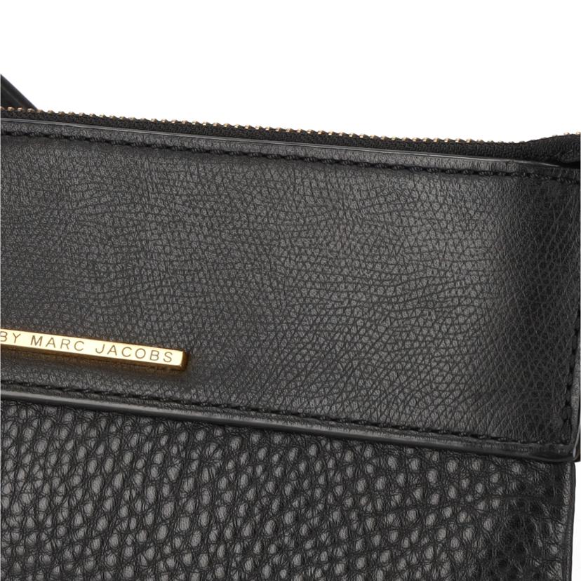 MARC BY MARC JACOBS マークバイマークジェイコブス/レザーショルダーバッグ/ブラック/M0002451A//Aランク/18