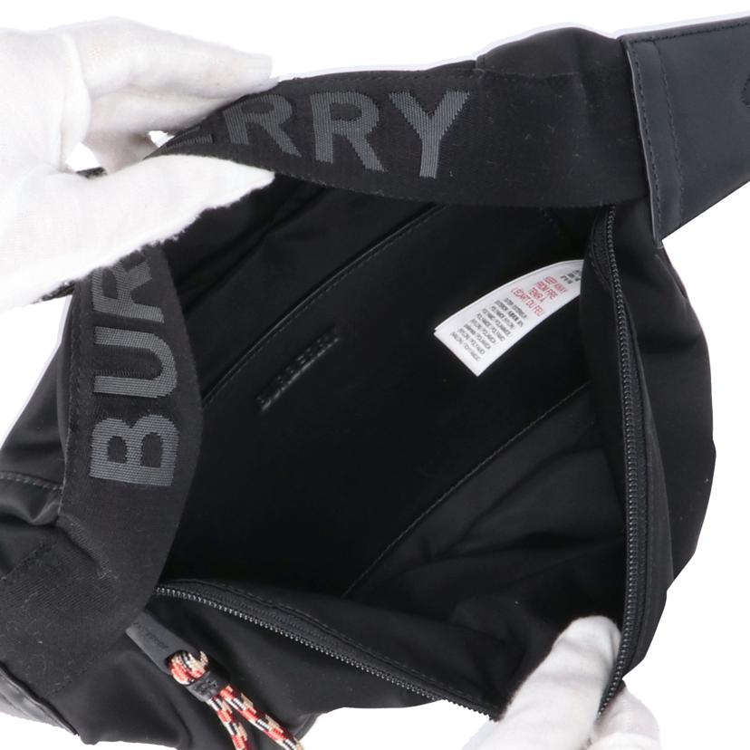BURBERRY バーバリー/ナイロンウエストバッグ/ブラック/8010144//Aランク/18