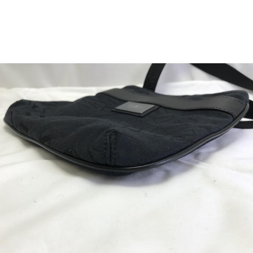 ARMANI COLLEZIONI アルマーニ/ショルダーバッグ/YAM167 //ABランク/51