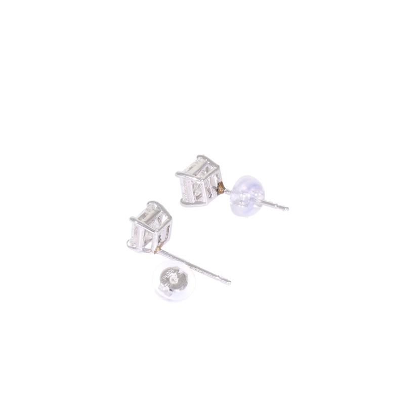 /◎PT900ダイヤピアス0.574/0.564ct //Aランク/59