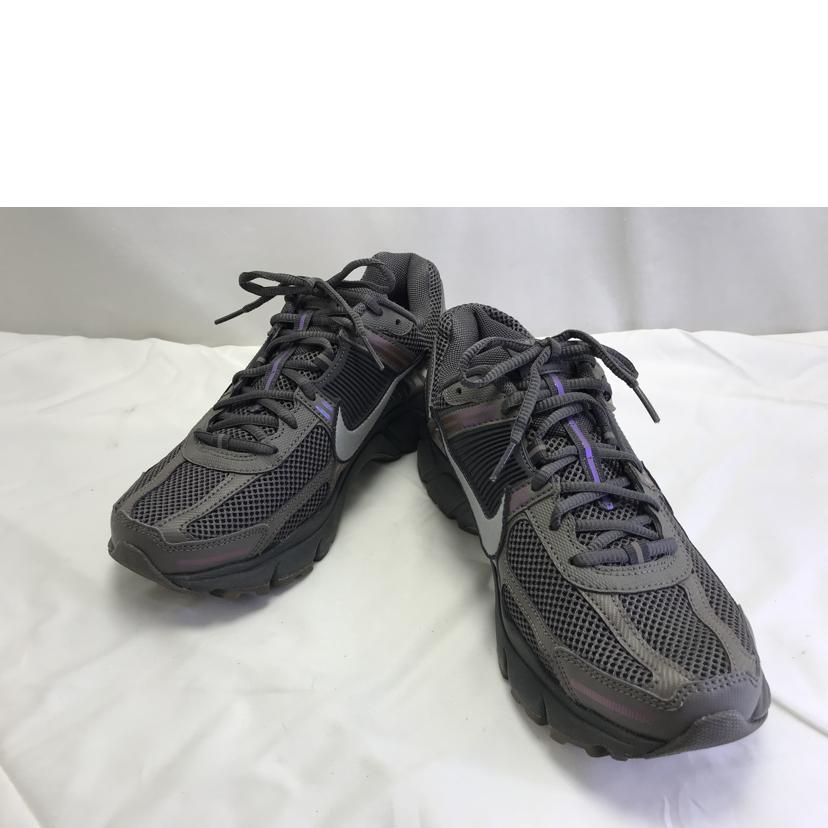 NIKE ナイキ/NIKE ZOOM VOMERO 5/HF5493-201//ABランク/51