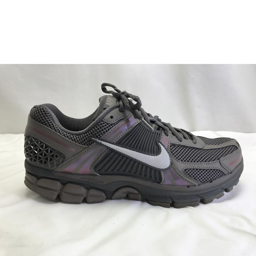 NIKE ナイキ/NIKE ZOOM VOMERO 5/HF5493-201//ABランク/51