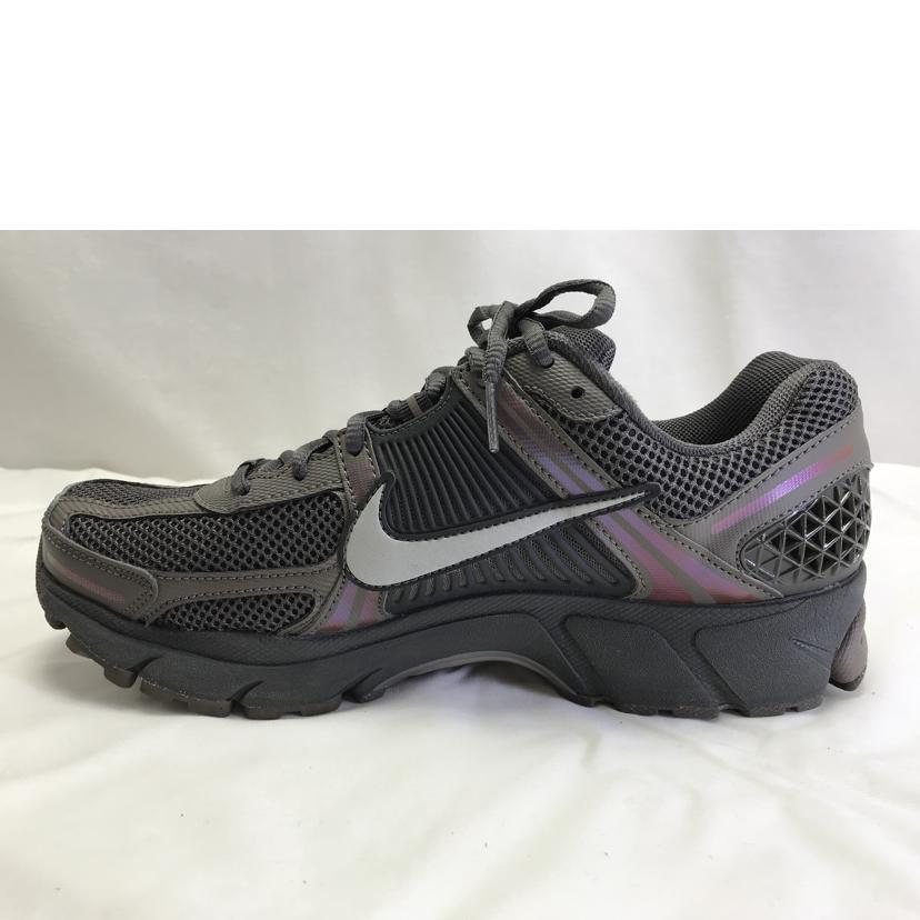 NIKE ナイキ/NIKE ZOOM VOMERO 5/HF5493-201//ABランク/51