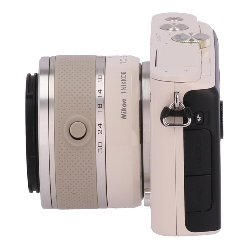 Nikon ニコン /ミラーレス一眼レンズキット/Nikon 1 J3 レンズキット//25002285/Bランク/82