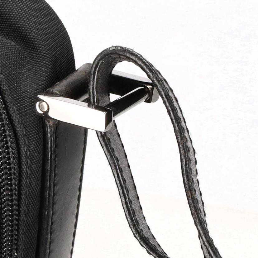 GUCCI グッチ/ナイロンショルダーバッグ/ブラック/018・1604//002***/ABランク/18