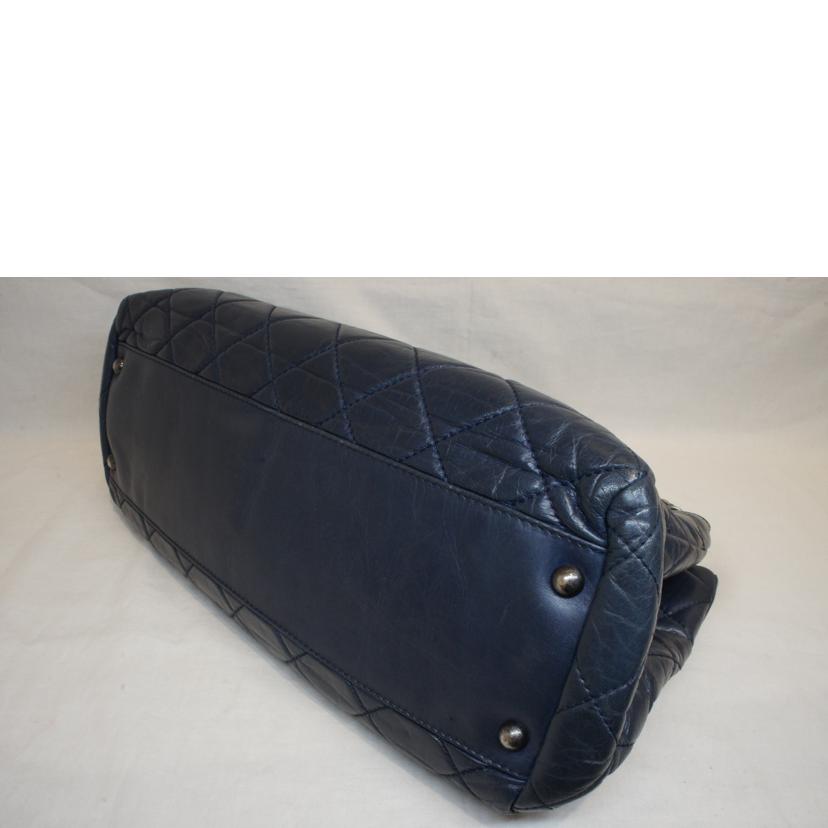 CHANEL シャネル/マトラッセチェーントートネイビー//205*****/Bランク/92