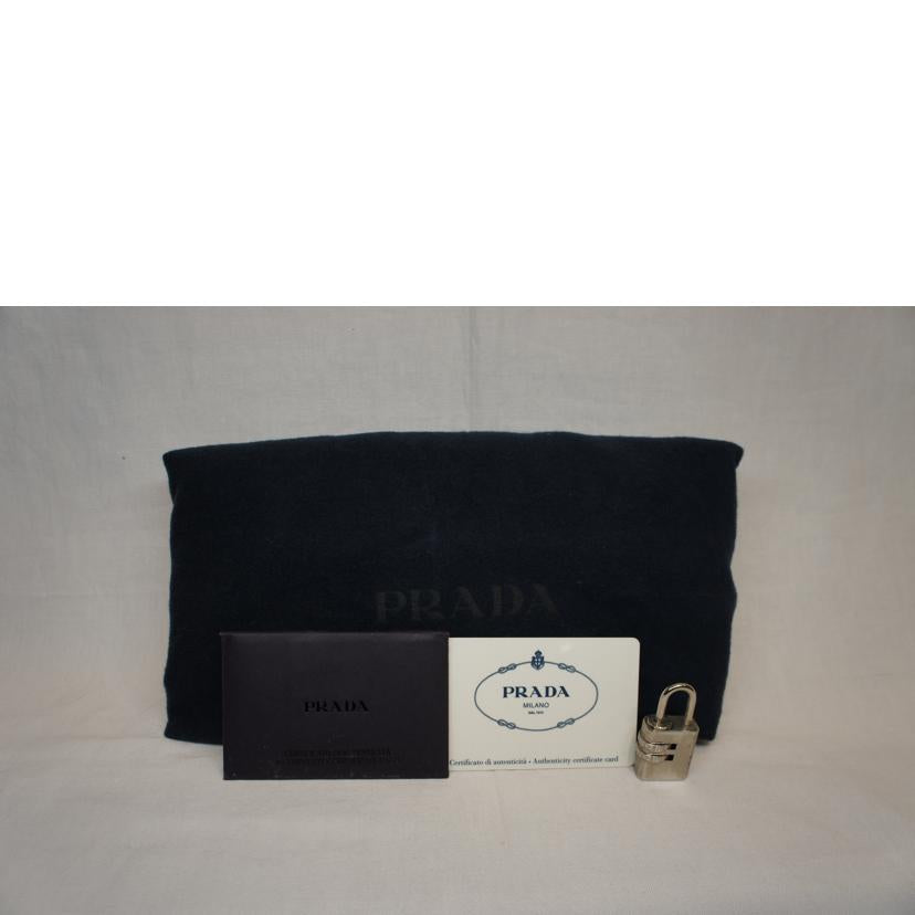 PRADA プラダ/ナイロンスクエアバッグブラック/VA0661//31/Aランク/92