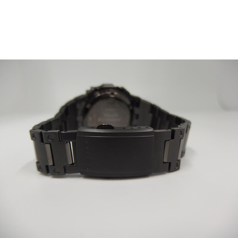 CASIO/G-SHOCK/フルメタル/電波ソーラー/GMW-B5000//201*****/ABランク/82
