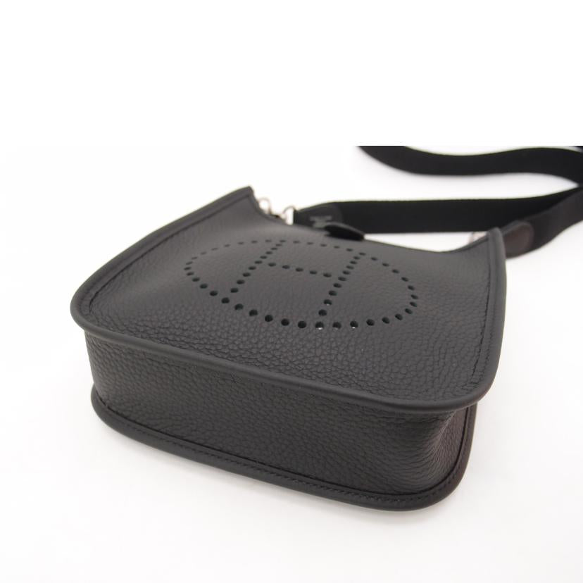 HERMES エルメス/エブリンアマゾーヌ16TPM/ブラック/069426CK//K(2****/SAランク/69