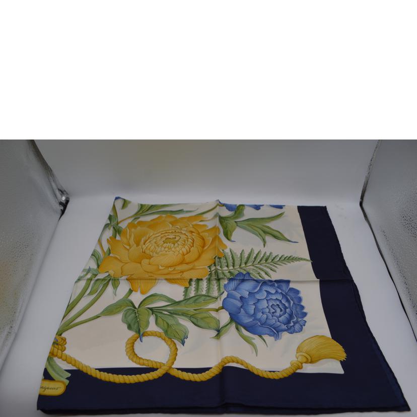 Ferragamo フェラガモ/フェラガモサマーフラワーシルクスカーフ//Aランク/89