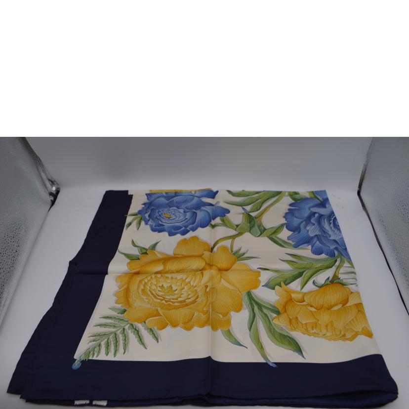 Ferragamo フェラガモ/フェラガモサマーフラワーシルクスカーフ//Aランク/89