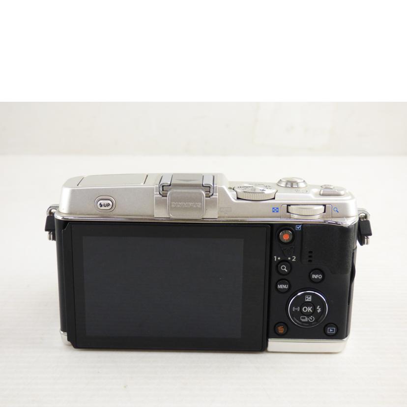 OLYMPUS オリンパス/ミラーレスカメラ/E-P5レンズキット//BH5236418/Bランク/64