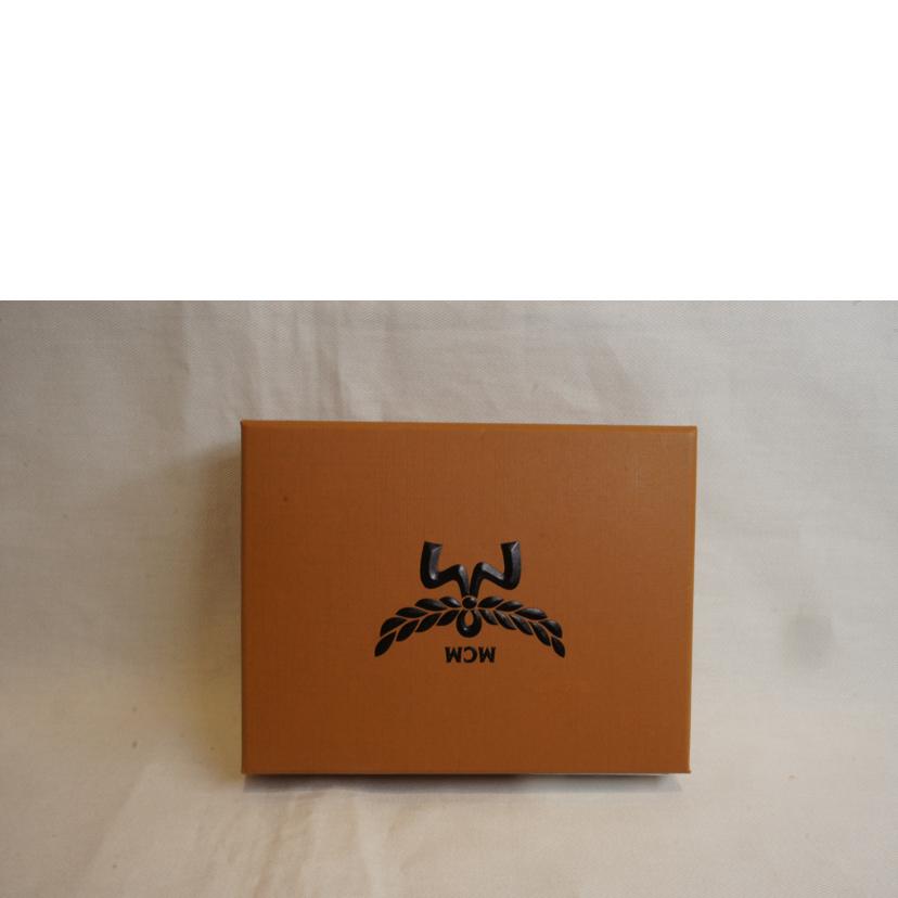 MCM エムシーエム/エアポッズケース/クレヨンしんちゃんシロ//SAランク/92