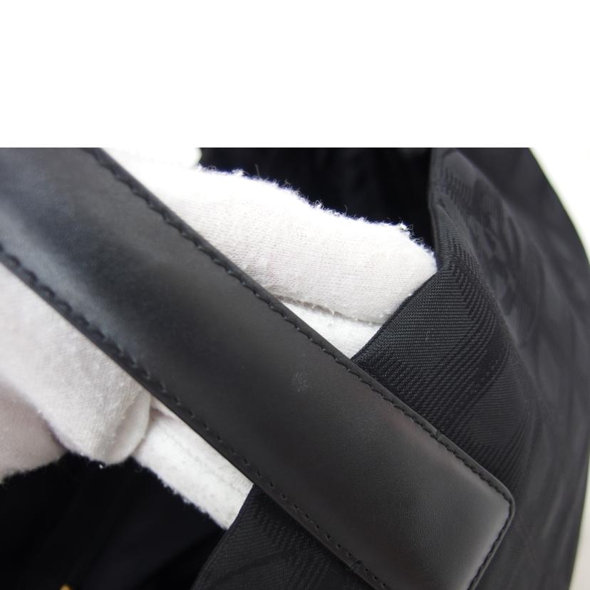 CHANEL シャネル/ニュートラベルライントートMM/ブラック/ A15991//104*****/Aランク/18