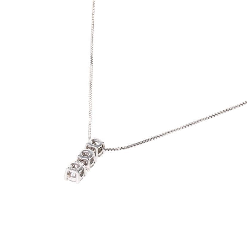 / K18WGダイヤネックレス0.645ct//Aランク/05