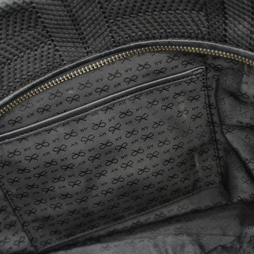 ANYA HINDMARCH アニヤ・ハンドマーチ/ANYA HINDMARCHハンドバッグ黒//ABランク/78