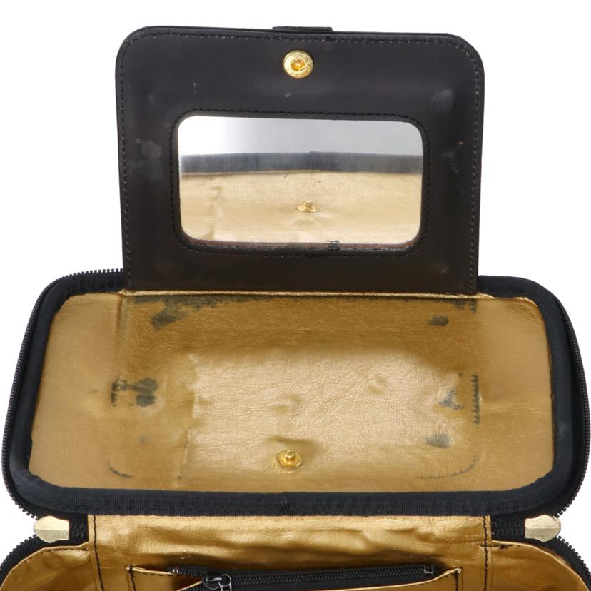 GIANNI VERSACE ジャンニヴェルサーチ/バニティバッグ/レオパード//ABランク/18