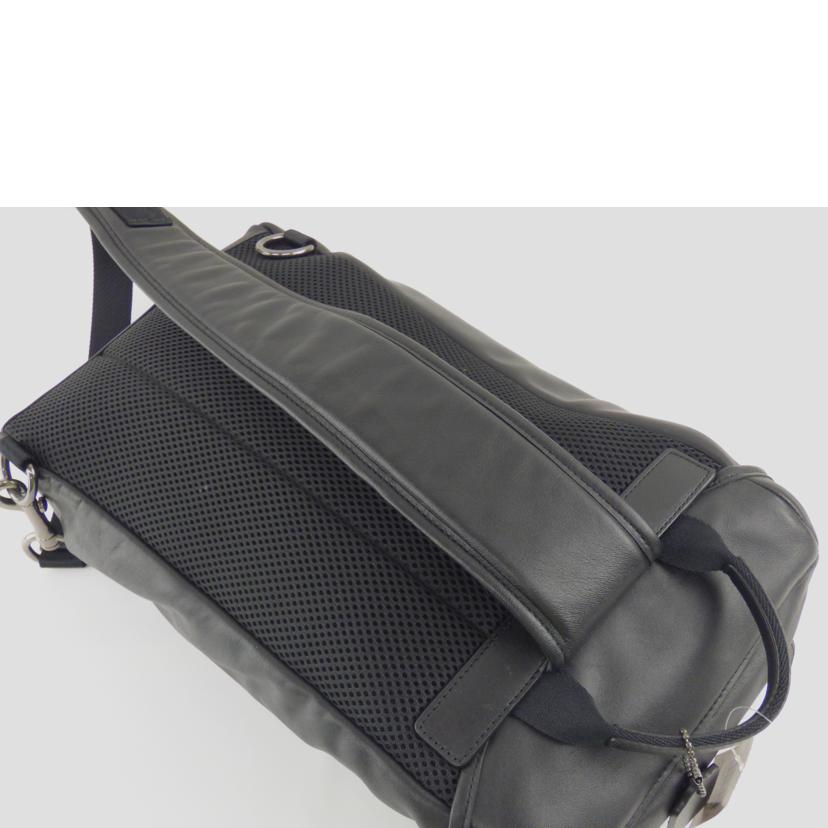 COACH コーチ/レザーボディバッグ/2943//B20**/Aランク/64
