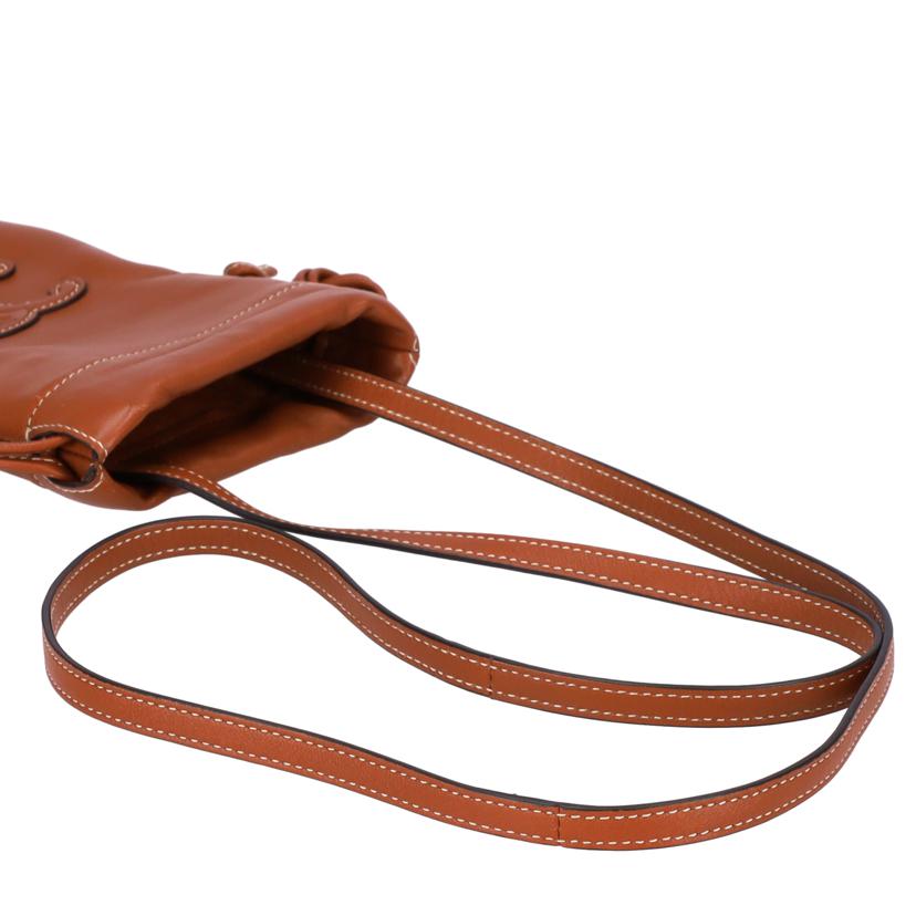 CELINE セリーヌ/キュイルトリオンフドローストリングフォン/ショルダーポーチ/10L163ETK.04LU//U.D******/Aランク/18