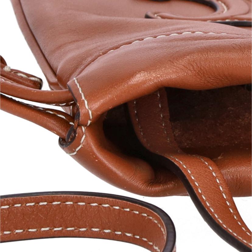 CELINE セリーヌ/キュイルトリオンフドローストリングフォン/ショルダーポーチ/10L163ETK.04LU//U.D******/Aランク/18