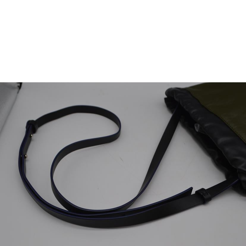 MARNI マルニ/ミュゼオソフトドローストリングレザーショルダー/SBMQ0039Q0 P2644//Aランク/89