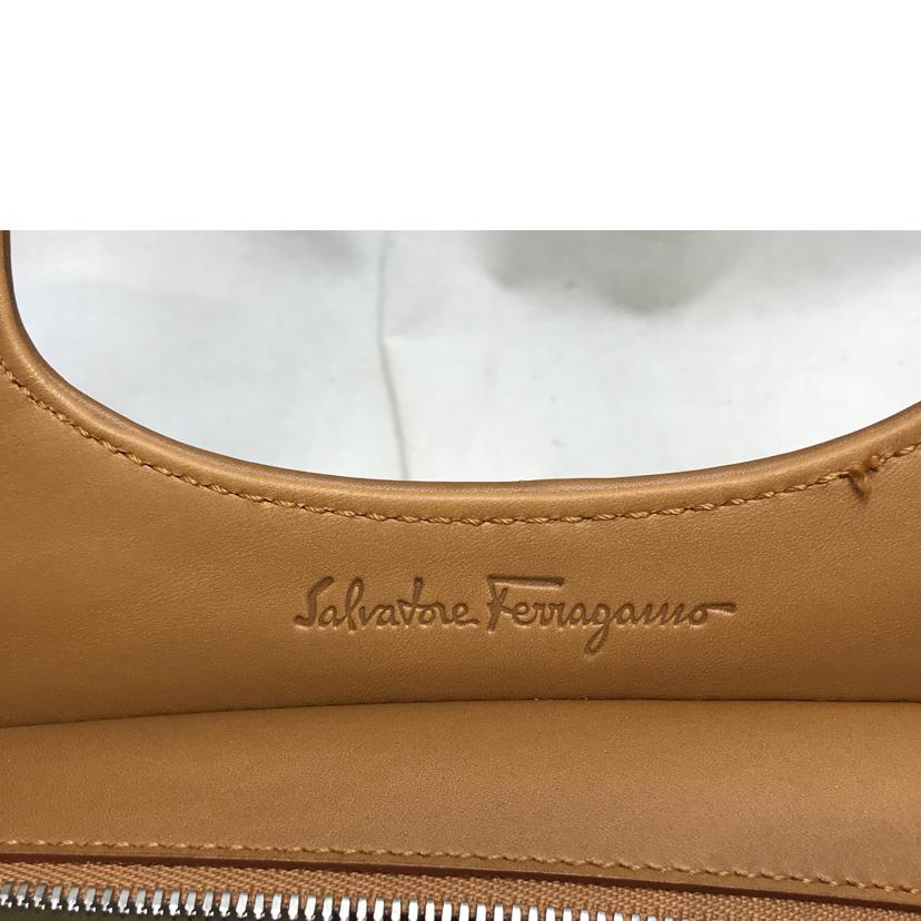 Ferragamo フェラガモ/2wayショルダーバッグ/AU-21//339*/ABランク/51