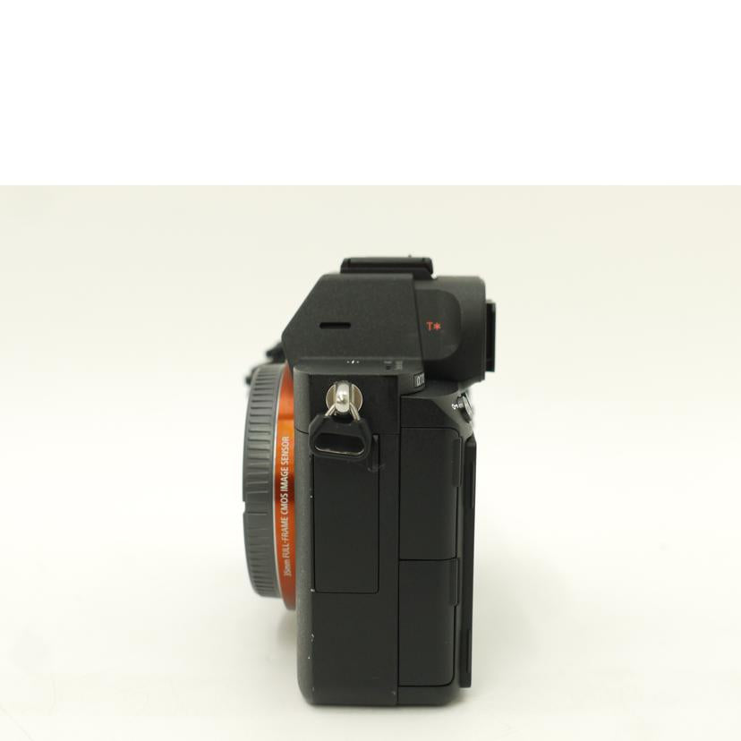 SONY ソニー/ミラーレス一眼レフカメラ ボディ/α7 III ILCE-7M3//3030656/ABランク/69