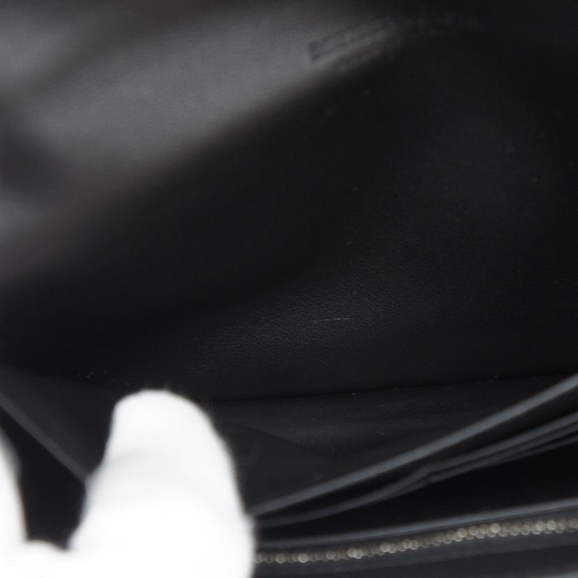 BOTTTEGA ボッテガヴェネタ/ターンロック/レザー二つ折り長財布/ブラック//P01*******/SAランク/18