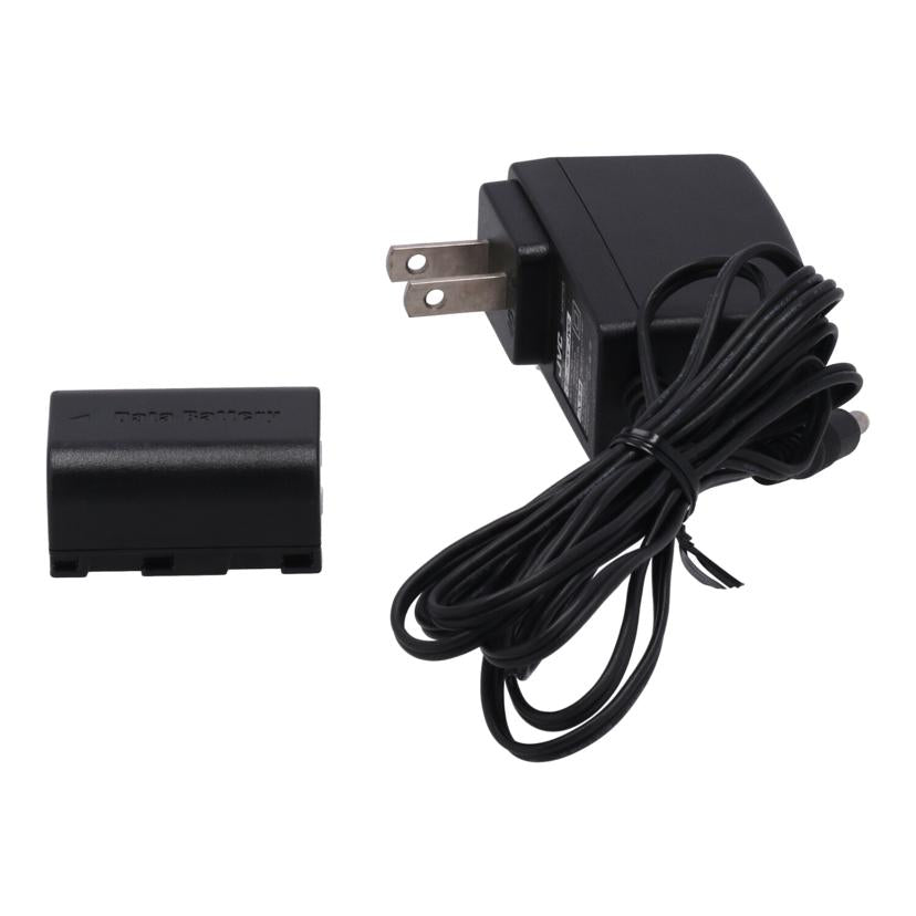 JVC JVCケンウッド /ビデオカメラ/Everio/GZ-EX370//108G0490/Bランク/01