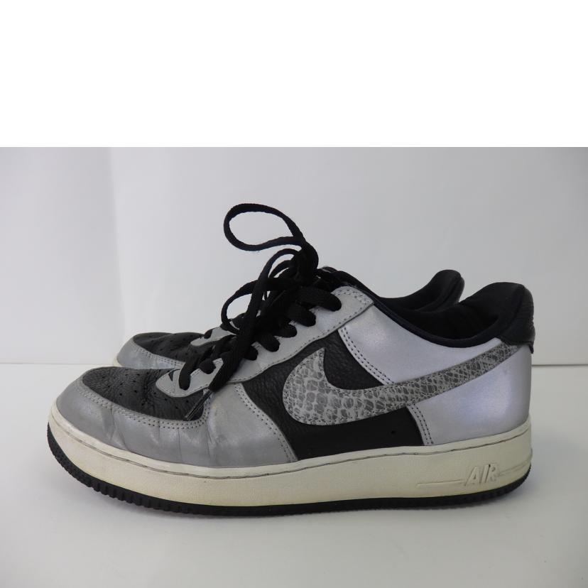 NIKE ナイキ/NIKE AIR FORCE 1 B /DJ6033-001//BCランク/84