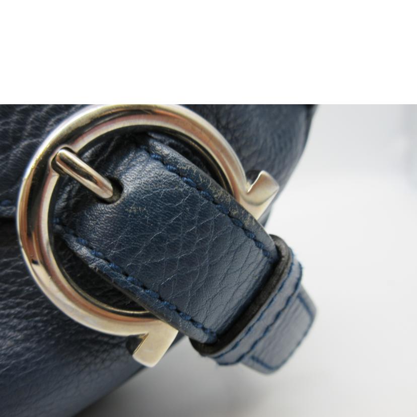 Ferragamo フェラガモ/ガンチーニレザーワンショルダー/ネイビー/FZ-21//A06*/ABランク/75