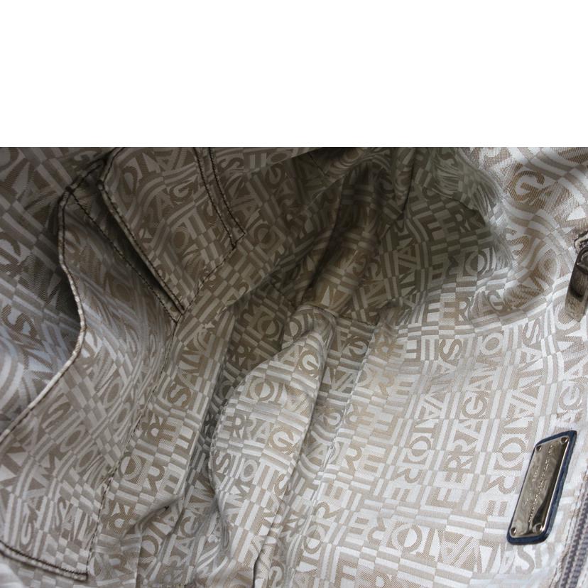 Ferragamo フェラガモ/ガンチーニレザーワンショルダー/ネイビー/FZ-21//A06*/ABランク/75