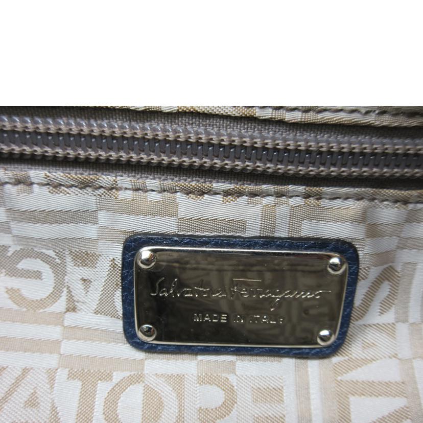 Ferragamo フェラガモ/ガンチーニレザーワンショルダー/ネイビー/FZ-21//A06*/ABランク/75