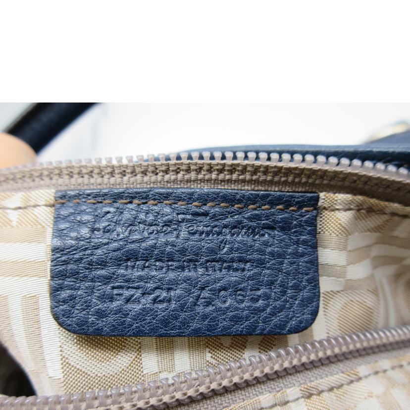 Ferragamo フェラガモ/ガンチーニレザーワンショルダー/ネイビー/FZ-21//A06*/ABランク/75