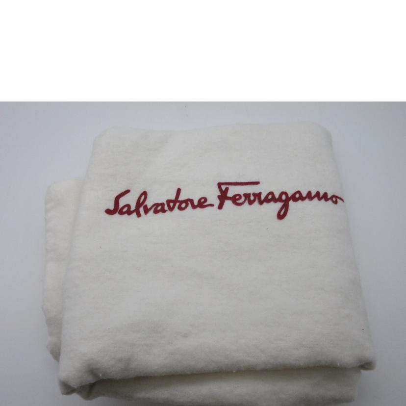 Ferragamo フェラガモ/ガンチーニレザーワンショルダー/ネイビー/FZ-21//A06*/ABランク/75