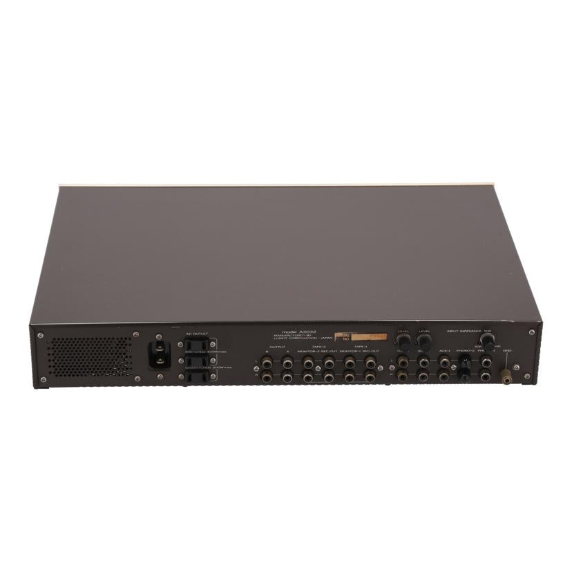 LUXKIT LUXMAN ラックスマン /管球式プリアンプ/A3032//703232/Bランク/05