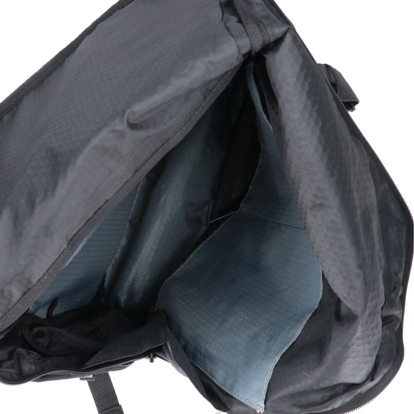 TUMI トゥミ/ラーク/バックパック/ブラック/232651D//742*****************/Aランク/18