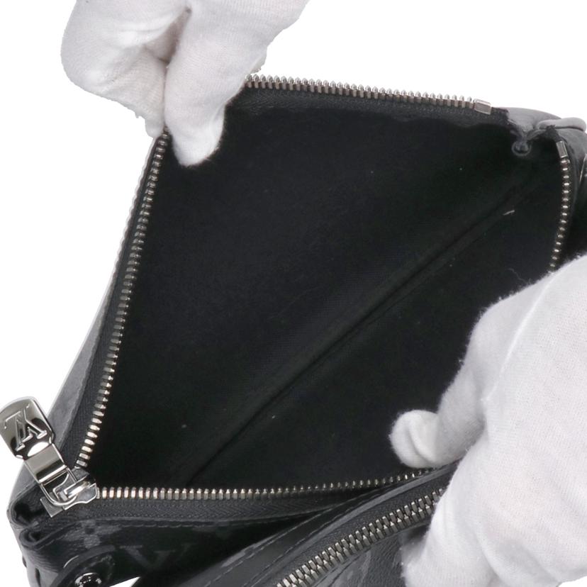 LOUIS VUITTONルイヴィトン/トリオ・メッセンジャー/モノグラム・エクリプス/M69443//RFI*/Aランク/91