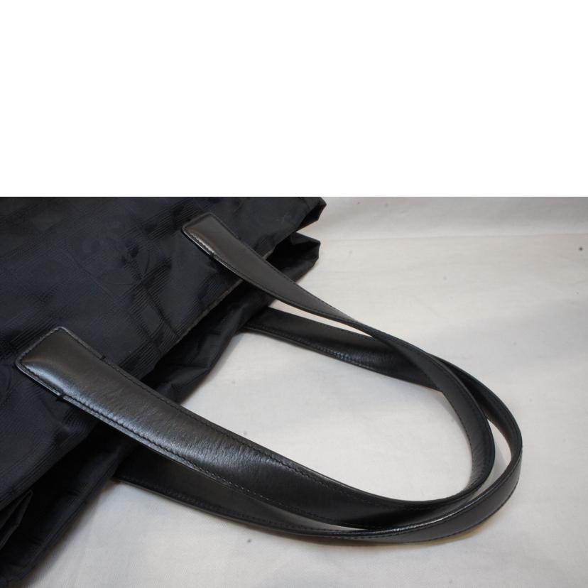 CHANEL シャネル/ニュートラベルライントートブラック//819****/ABランク/92