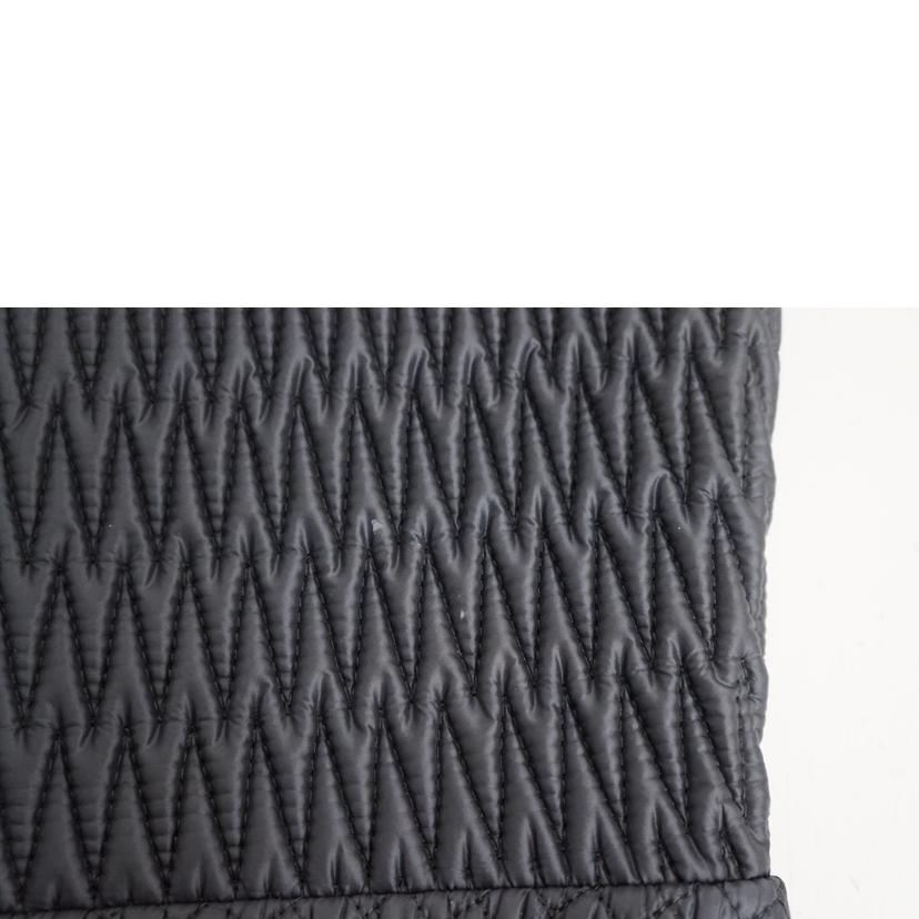 MONCLER モンクレール/ノースリーブキルティングワンピース/H20932G00003//Aランク/67