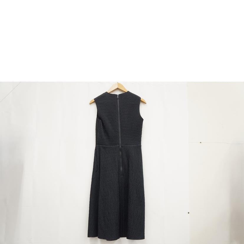 MONCLER モンクレール/ノースリーブキルティングワンピース/H20932G00003//Aランク/67