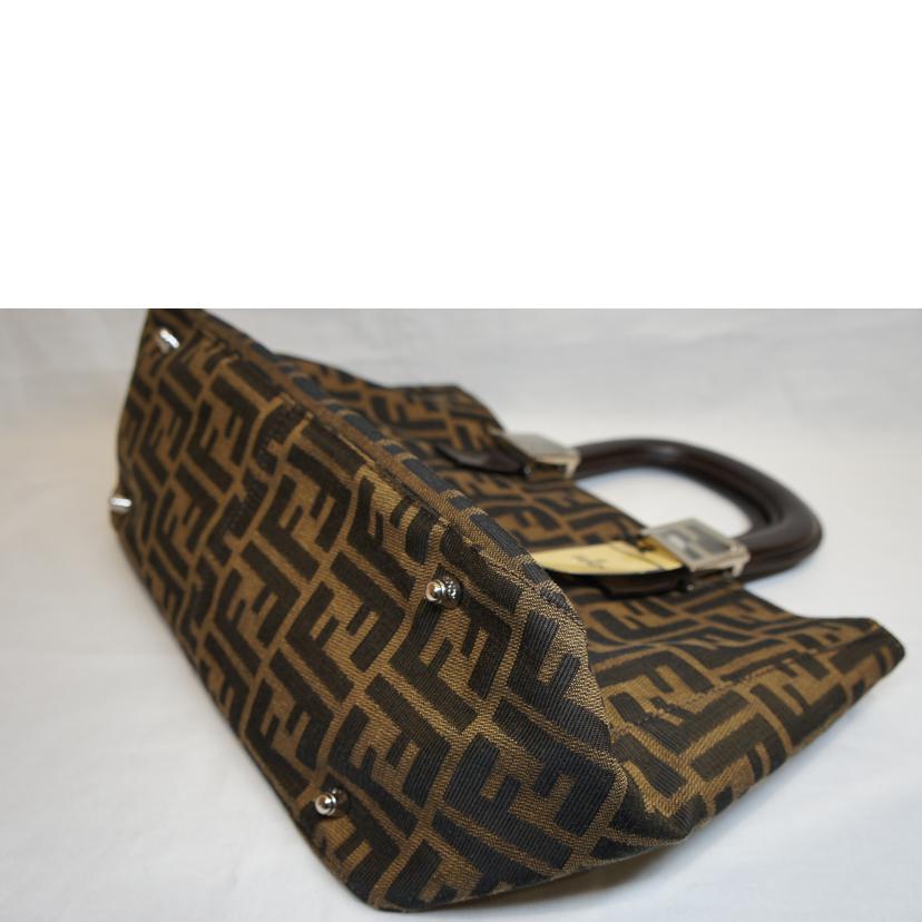 FENDI フェンディ/ズッカ柄FFハンドルハンドバッグ//Aランク/92