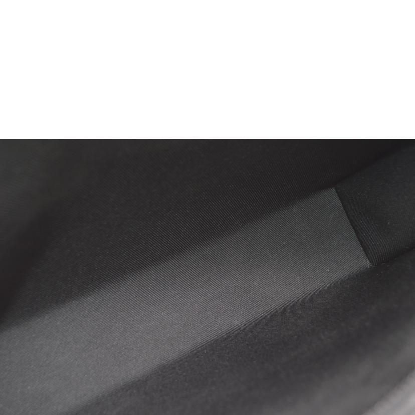 LV ルイヴィトン/ガストン・ウェアラブルウォレット/モノグラム・シャドウ/M81115//RFI****/Aランク/89