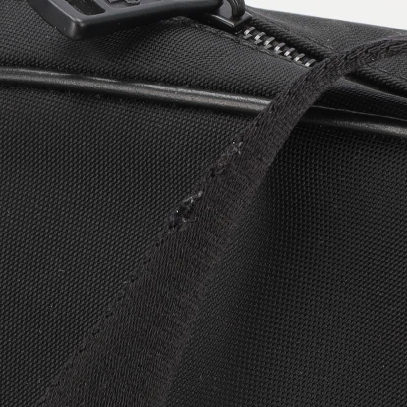 MONCLER モンクレール/クロスボディ ショルダーバッグ/ブラック/M6256//ABランク/18